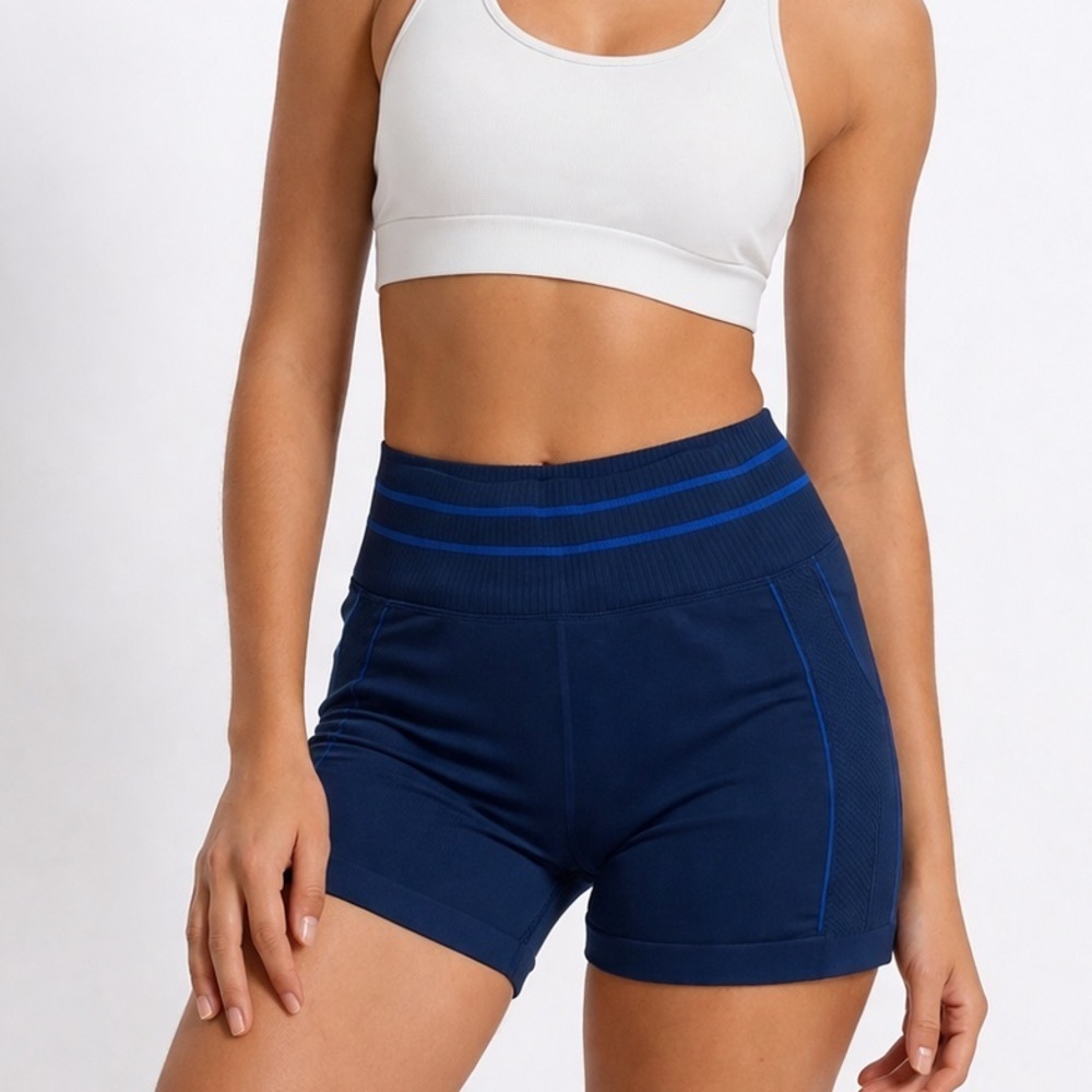 Fourlaps Aero Seamless Shorts in Midnight Blue 5.5” inseam womens S high waisted